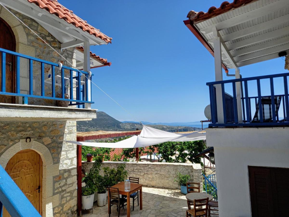 Amphora Guesthouse Himare Exterior foto