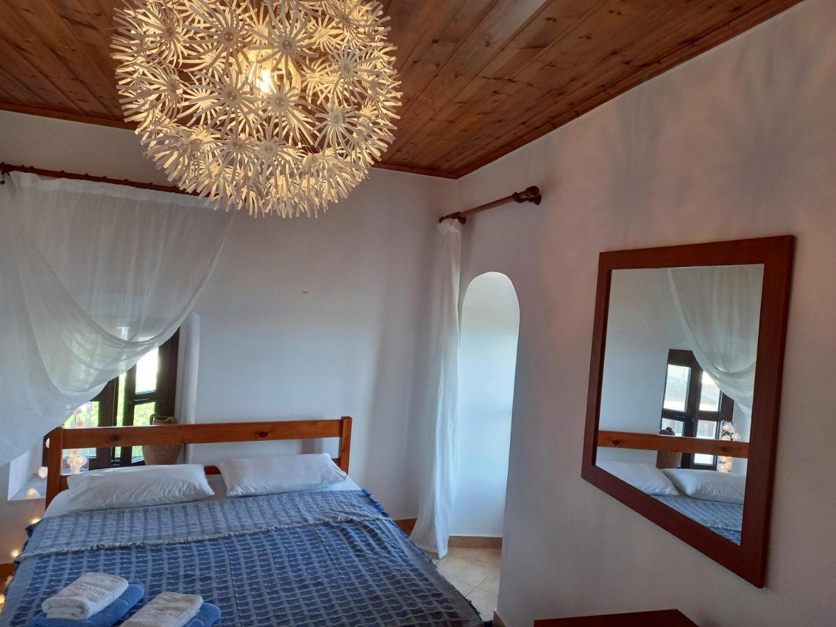 Amphora Guesthouse Himare Exterior foto