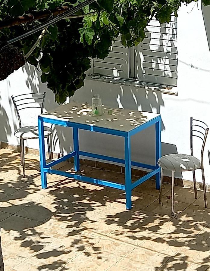 Amphora Guesthouse Himare Exterior foto