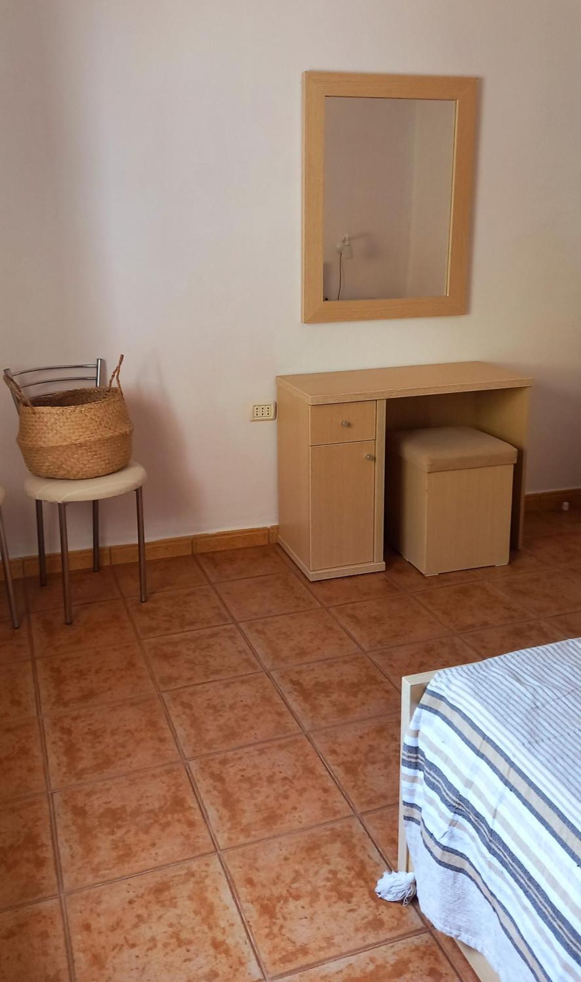 Amphora Guesthouse Himare Quarto foto